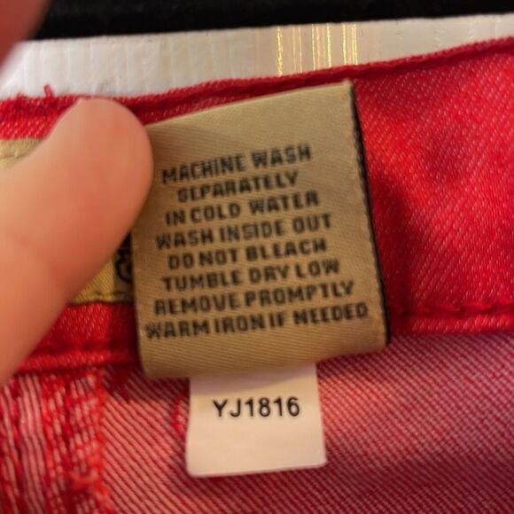 Hybrid & Company Stretch Capri Jeans Red Juniors Size 11 - Picture 7 of 11